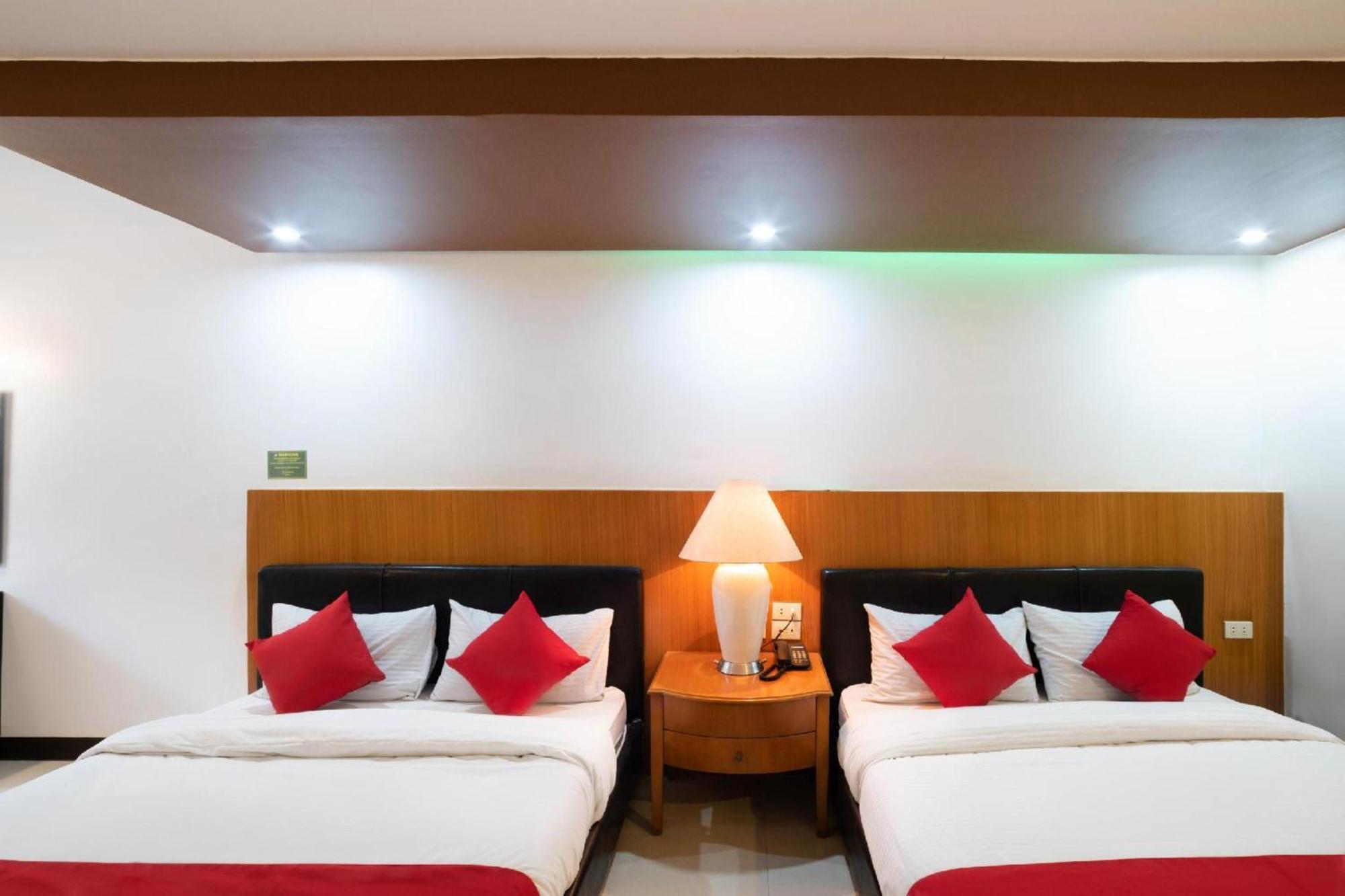 Oyo 195 Ranchotel - Binan Kültér fotó