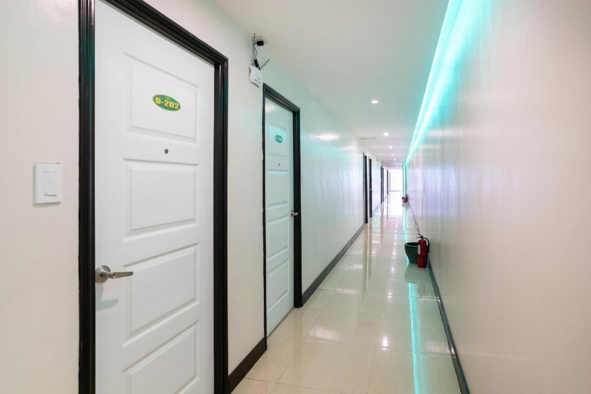 Oyo 195 Ranchotel - Binan Kültér fotó